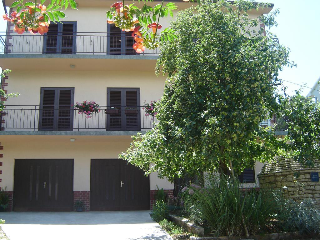 Apartments Grgorinic بولا المظهر الخارجي الصورة