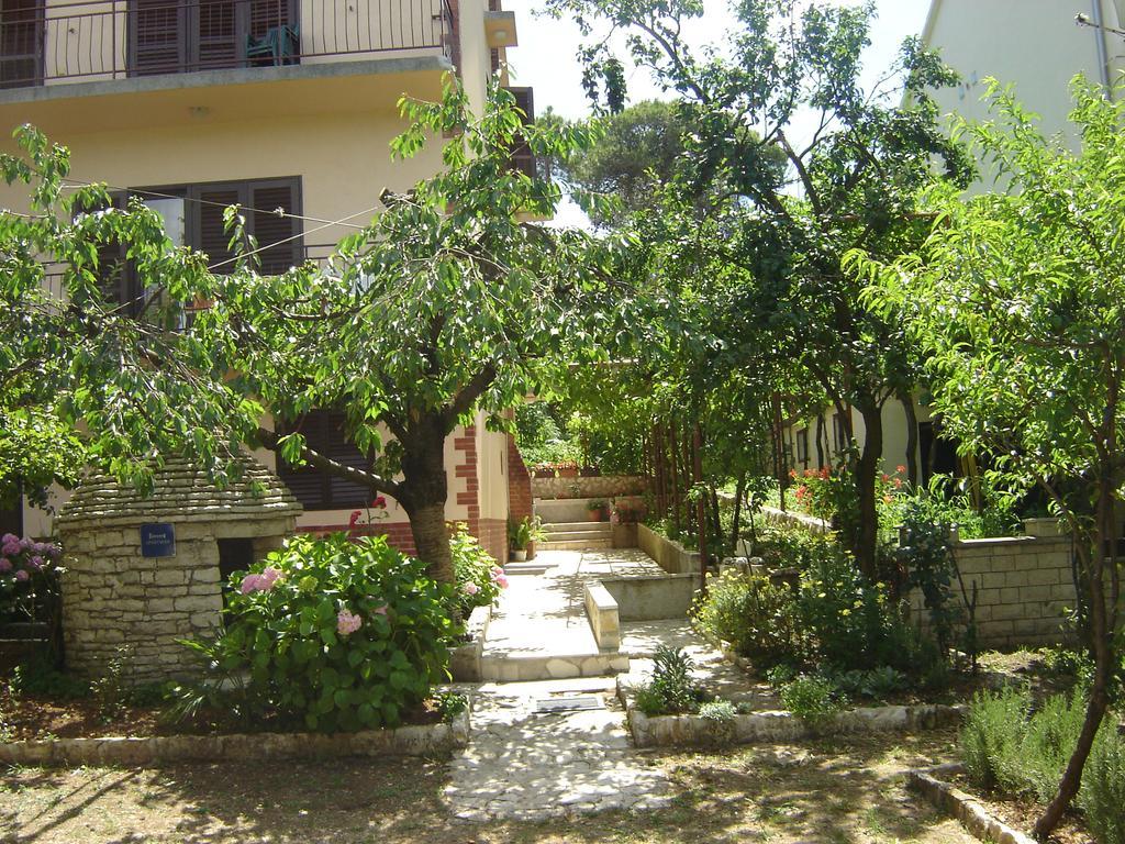 Apartments Grgorinic بولا المظهر الخارجي الصورة